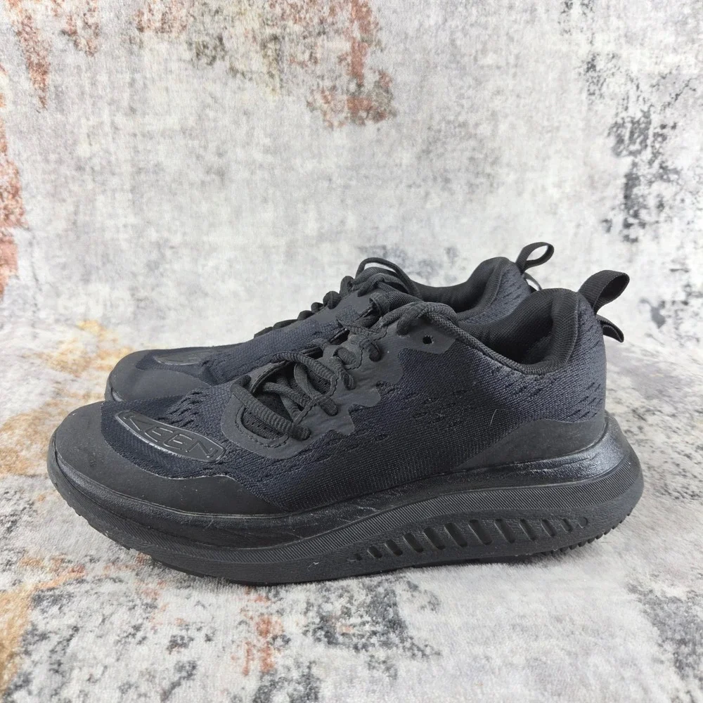 Keen WK400 Walking Shoes womens 7 Triple Black Mesh Athletic Sneakers Utility